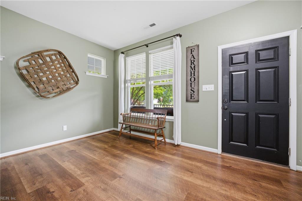 1864 Fishing Circle interior 5